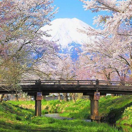 Hatago Sakuraya Яманакако Экстерьер фото