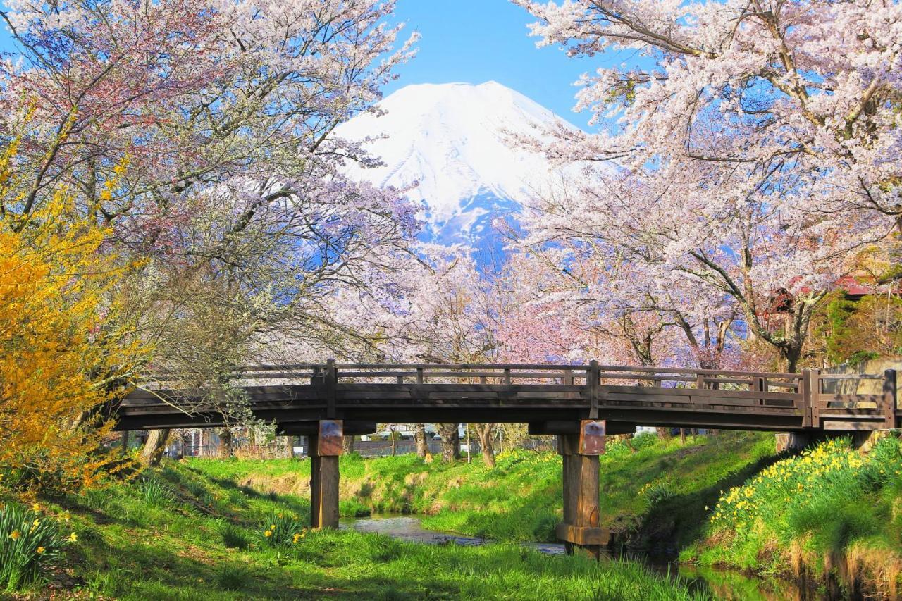 Hatago Sakuraya Яманакако Экстерьер фото